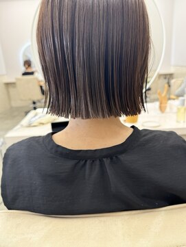 サンド 鹿児島中央(sand) @ayumi.sand ぷつっとボブ　ボブ　ブラウンベージュ