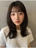 レイヤースタイル/ミディアムレイヤー/シースルーバング/艶髪