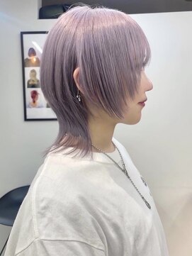 ダブルトーキョー シブヤ(W-TOKYO SHIBUYA) ショートウルフカットラベンダーカラーブリーチハイトーン