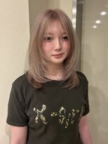 ゼストララ(ZEST Lara)&nbsp;ホワイトベージュ【吉祥寺】斎藤百花