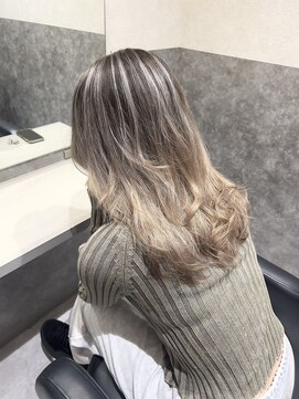 サロウィン 新潟万代店(SALOWIN) ミルクティーベージュバレイヤージュ