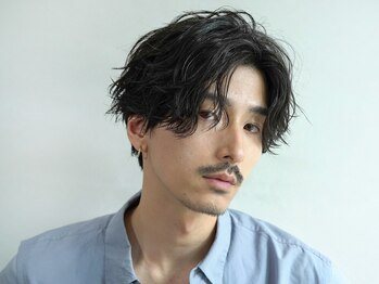 Men's salon tenn. by fifth 心斎橋【メンズサロン テン バイ フィフス】