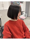 内巻きボブ × ダークグレージュ/AZE