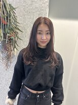 モンルル プル(mon loulou + plus)&nbsp;レイヤーカット、顔まわりレイヤー、透明感カラー