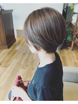 ウルム 蕨西口(ULUM) まとまりボブ ハイライト