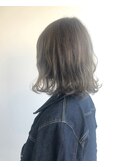 切りっぱなしなアッシュボブ