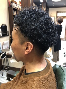 バーバー アカダマ クリクリパーマ