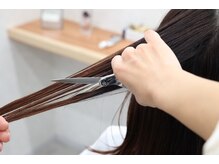 ヘアスタイルによって変わるそれぞれのカット技法