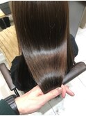 《髪質改善》さらさら指折りとツヤ感ある髪質改善ミディアム