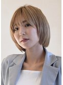 サイドバング×金髪ショート