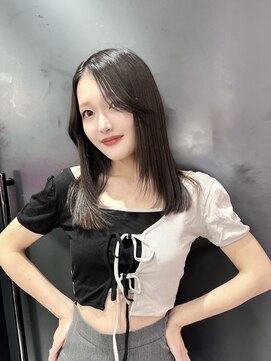 アディション 新宿(ADITION) 顔周りレイヤー/レイヤーカット/ストレート/顔周りカット