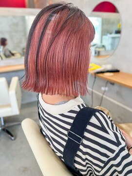 ドラマティックヘア(DRAMATIC HAIR) 逆アンブレラカラー×外ハネボブ