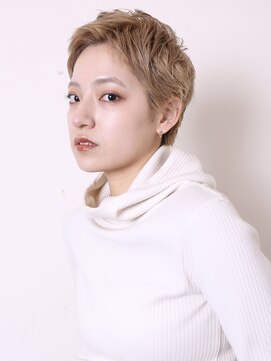 ヨファ ヘアー 芦屋店(YOFA hair) イメチェン似合わせカットハイトーンベリーショート0203