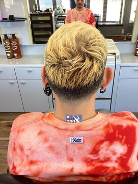 バーバー コガ(BARBER KOGA) フェード