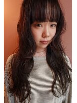 ウクク(UCUCU)&nbsp;柔らかいブラウンとレイヤースタイル