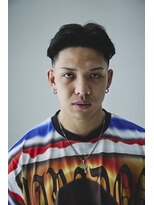 ザ フェイダーズ(The Faderz) 高円寺スキンフェードセンターパートスタイル