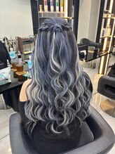 ラピス 大宮(Lapis)&nbsp;ブルー×ホワイトエクステハイライト♪