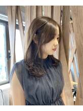 リッカ ギンザ バイ バッカ(Licca GINZA by bacca)&nbsp;赤みが出やすい方に◎春夏透明感オリーブベージュ/大人ミディ