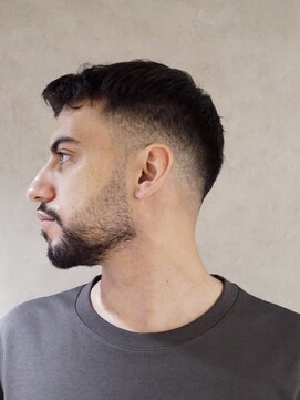 ダウズバーバーショップ 渋谷(dau's barber shop) 【ドロップフェード】メンズ/バーバー/渋谷/宮益坂