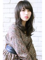 チェコリル(Cyecoril)&nbsp;働く女性の大人ナチュラルなラフフワカールセミロング