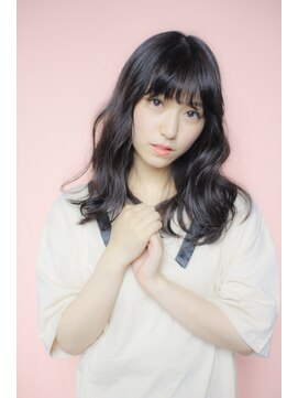 アマンドール(Aman D'or) 韓国風ブルーアッシュ×フリルウェーブ