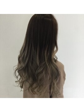 ヘアーサロン ファイブシー(HAIR SALON 5C) シルバーグラデーションカラー