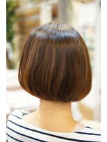 トレフル(trefle) バックスタイルが綺麗なボブ