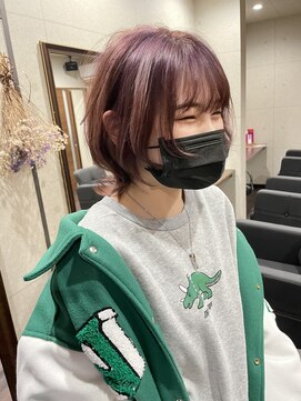 グリッター(Gritter) ウルフカット×ラベンダーカラー