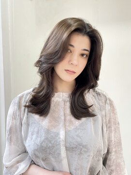 フォルテ 表参道店(FORTE) 【フォルテ千鶴】センターパート大人外ハネスタイル