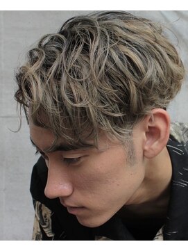 サラ 山口店(SARA) メンズのデザインカラー