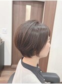 ショートボブ