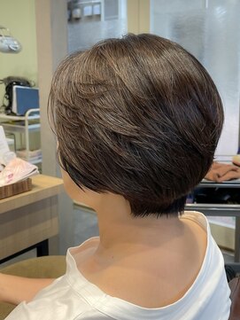 ビースリー ロア 大人のショートボブ 2024.9.26