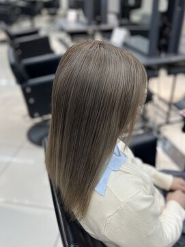 ヴェイン 渋谷(vain) アッシュベージュカラー♪