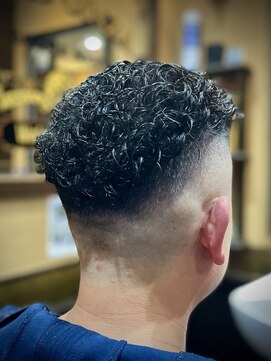 ヒロギンザバーバーショップ 大宮店(HIRO GINZA BARBER SHOP) 極道風パーマ