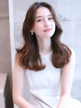 グランド(GRAND) 小顔/レイヤー/トリートメント/20代/30代/40代/表参道【大本】