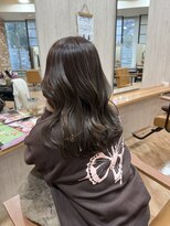 ヴィサージュクルー(VISAGE crew)&nbsp;レイヤーカット×寒色カラー