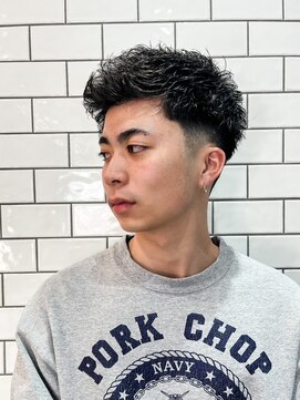 ミスターマウントロックバーバーショップ(MR.MT.ROCK BARBER SHOP) スパイラルパーマ