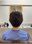 襟足すっきりショートスタイル