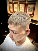 クロップスキンフェード ミルクティーベージュ ブロンド 池袋