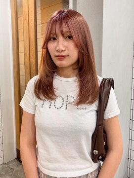 スート(suit.) 伸ばし途中も可愛いミディアムレイヤー