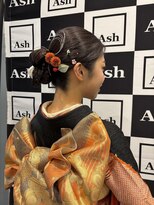 アッシュ 洋光台店(Ash) 金彩リボンが映える 大人可愛い編み込みシニヨン