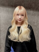 ニュイ 新宿(Nuit) エクステ×ケアブリーチでつくる透明感溢れるブロンドロング