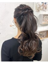 メカマハロジャミング(Me Ka Mahalo Jammming)&nbsp;大人かわいいポニーテール/ヘアセット/ヘアアレンジ/推し活ヘア