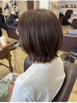 トップスタイル リッチ 軽さを出してくれるレイヤースタイル