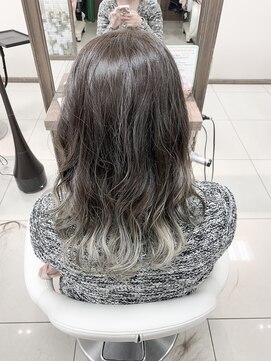 アッシュ 浜田山店(Ash) グラデーションイルミナカラー【スターダスト】