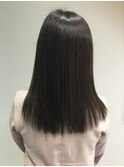 サラサラストレートヘア