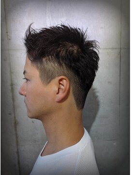 バーバーバー 八広(BARBER-BAR) ツーブロック×ショート