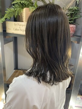 ザ ラボ アングゥ(The Labo ungu) オリーブカラー/セミディ