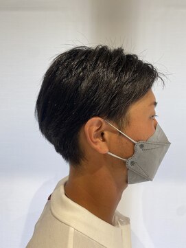 ブロッサム 若葉店(Blossom) 際6ミリツーブロックショート