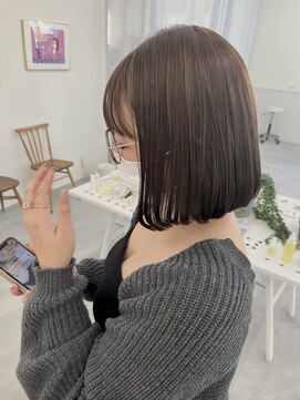 オンド(onde) グレージュボブ